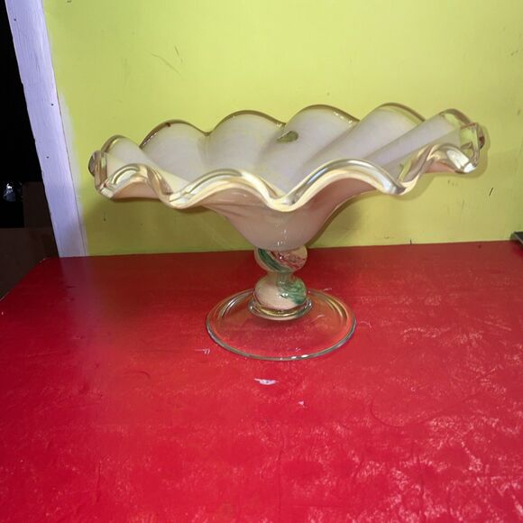 Vintage Hand Blown Art Glass Crystal Pedestal Scalloped Centerpiece Bowl Yellow - Picture 2 of 5